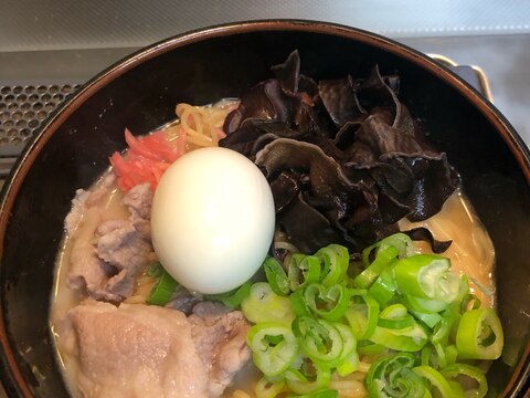 豚肉de博多ラーメン^_^